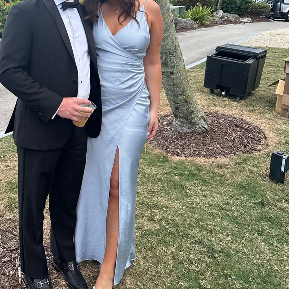 Bec & Bridge eternity v maxi dress - Picture 5 of 5